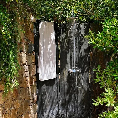Un Joli Coin De Paradis Calcatoggio (Corsica)
